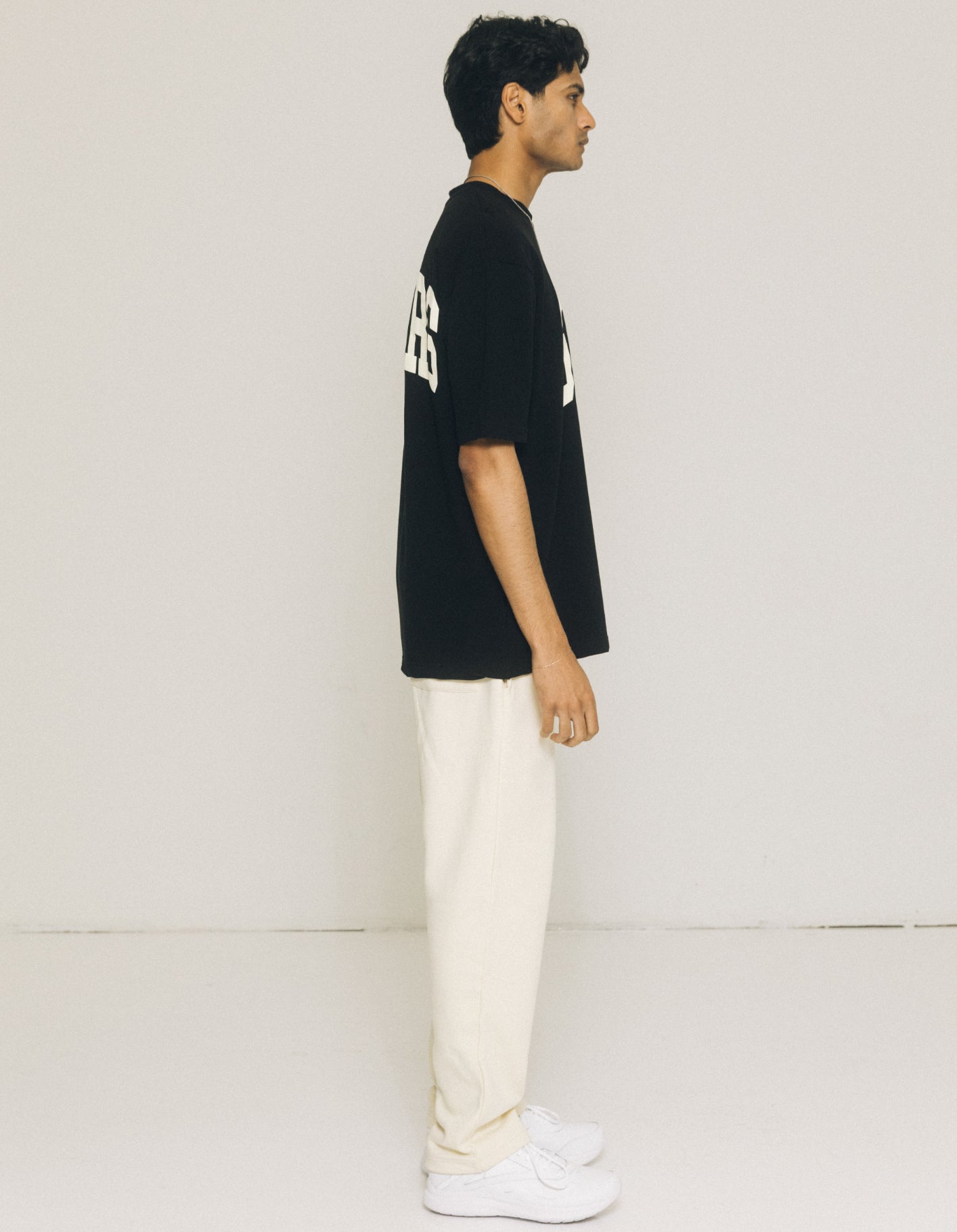 5ivepillars Tee - Black